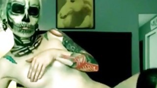 Mẹ kế ép con gái bú buồi anh trai