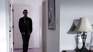 sex nhờ chị dạy hôn