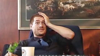 Bất ngờ khi anh trai em gái lại là tình cũ khi đến nhà ra mắt