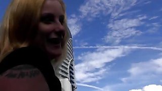 MILF tuyệt vời nhất sinh ra đã hư hỏng thích bị quan hệ mà không dùng bao cao su và cuối cùng bị xuất tinh vào âm đạo