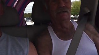 Ông chồng dẫn quản lý về nhà và anh ta lại là tình cũ của vợ