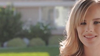 Khách sạn chiên con đĩ ngực to