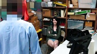 Số phận đến rồi đi_Cảnh sex đầu tiên_Cô gái thực sự bận rộn. Cô ấy thậm chí còn không có thời gian để ăn mà vẫn nhận đơn hàng của tôi. Đồ lót đã được chụp ảnh rõ ràng