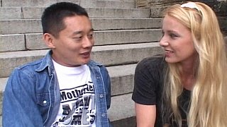 Người yêu của con trai về quê gạ phang bố chồng