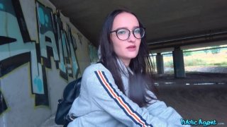 Lừa dối chị dâu lụa đen, vui không bằng chị dâu