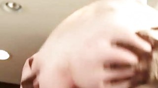 Thay anh trai chăm sóc vợ mới cưới của anh trai say xỉn ~ai mukai