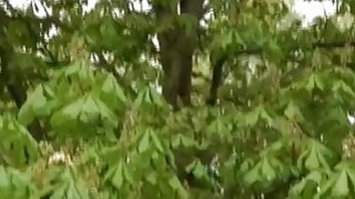 Địt cô hàng xóm dâm đãng phòng bên