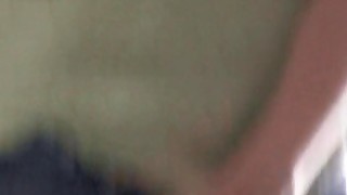 Nam sinh nhát chết để người yêu bị đại ca địt toác lồn