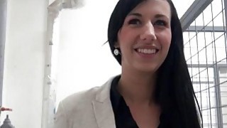 Cậu học trò bị cô giáo trẻ akari bắt ở lại học thêm sau buổi học… nhưng học làm tình