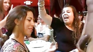 IENF-284 Cô sinh viên nghiệp dư siêu dễ thương đã tham gia thử thách! Nếu một trinh nữ có thể xuất tinh 15ml tinh trùng, anh ta sẽ nhận được 10...