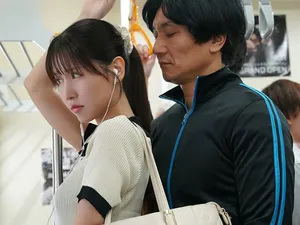 Bị bố gã chồng làm nhục ngay trước bài vị của chồng