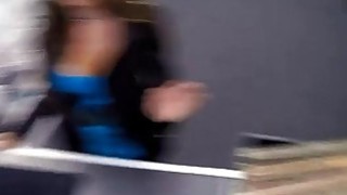 Cậu học sinh cu khỏe giúp cô giáo Miu Shiromine khỏi ốm