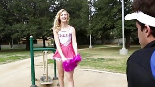 Tôi đã hẹn gặp một con đĩ váy ngắn đầy dâm đãng