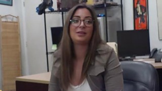 Đụ em gái xinh trẻ người non dạ