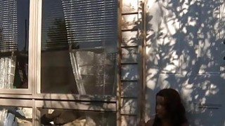 Cưới bà xã ngon không biết hưởng, cậu con trai giúp bố chịch má kế mỗi ngày