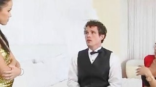 Mana sakura trải nghiệm cảm giác lần đầu ngoại tình