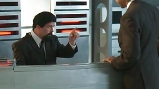 Vú em với vú nó anh chọn cái nào