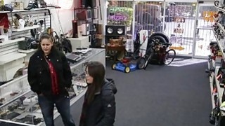 Móc lồn em học trò trong nhà vệ sinh