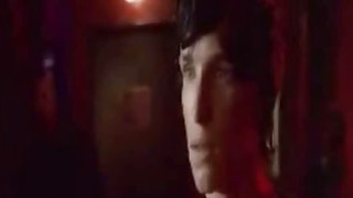 Nếu cô không chiều chuộng tôi, Gã chồng cô sẽ mất việc