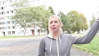 Cô gái nhà kế bên dễ dãi của tôi