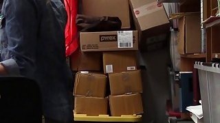 Xâm nhập một tổ chức buôn người, nữ điều tra viên gặp cái kết thê thảm