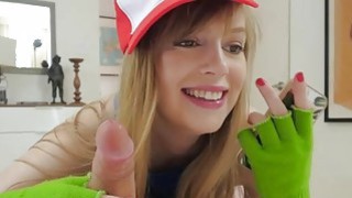 Giúp đỡ em nhà sát bên bị Người chồng hắt hủi