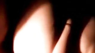 [Laoma tìm kiếm khoái lạc] Quan hệ tình dục với một nữ kỹ thuật viên mát-xa chân, mát-xa và tán tỉnh, trong một căn phòng nhỏ tối tăm và phục vụ nửa vời, nắm lấy ngực cô ấy và nhào nặn chúng, và thủ dâm bằng tinh dầu