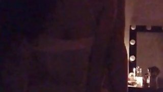 Bắt vợ của anh trai làm người tình