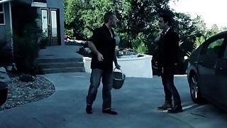 Làm tình em đồng nghiệp vú ngon đến nhà trú bão