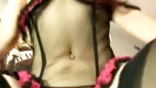 Gã lao công phát cuồng cô giáo trẻ nên đã đánh liều chụp thuốc mê