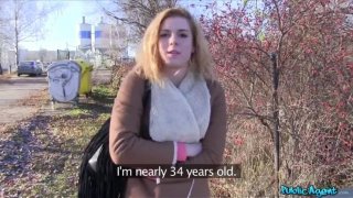 Công chúa phòng KTV thật