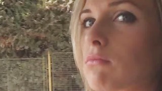 Chim dài đụ cho em nước bím chảy khắp nhà