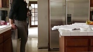 "Mệt mỏi" với cô nàng Yui Hatano dâm đãng