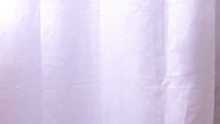 Em kế xin anh trai cho thổi kèn để quay video chọc tức bồ cũ