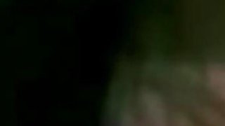 Cô của bạn vẫn chưa rời đi mà bạn lại đi tất để quyến rũ tôi. Tôi sẽ không chịu đựng anh nữa.