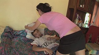 Vắt kiệt hai hòn dái người yêu của chị gái