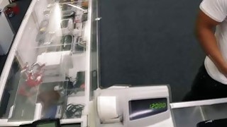 Xem phim Sex Education, tôi lặng người vì 1 câu nói