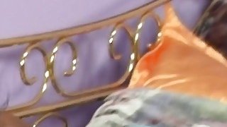 Dịch vụ nhân viên bênh viện tận nhà của anh da đen