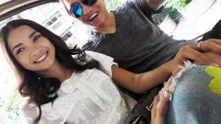 Chồng mới cưới của chị gái xoạc lén bà xã của em trai