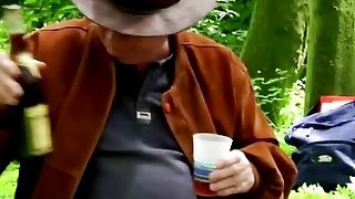 Cô gái xem phim khiêu dâm và thủ dâm: quan hệ tình dục mạnh bạo với bịt miệng