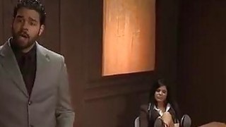 Gái lầu xanh bướm khít địt đủ tư thế cùng trai tân