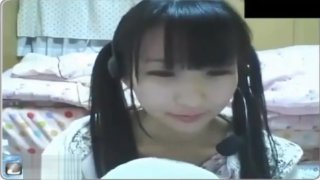 Anh trai "dạy" cô em họ cách làm tình trước khi đi hẹn hò