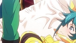 Bố dượng nắm thóp được bí mật cô con gái thường khoe dương vật nơi công cộng