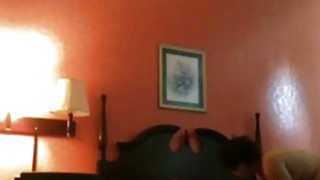 Bạn đã từng thấy ai chủ động như vậy chưa? Ba trăm like, cho tôi thêm sức mạnh