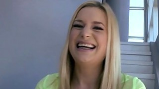 "Ký họa khỏa thân" Cọ vẽ của họa sĩ xuyên vào phần sâu nhất của cơ thể người mẫu và xuất tinh vào bên trong... - có sự tham gia của Banban / phụ đề tiếng Trung (PM-001)