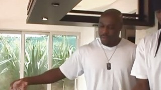 Đi mua cơm mà em lại tặng thêm sò lông tươi rói