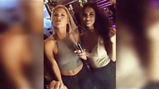 Người vợ dịu dàng ra ngoài quan hệ tình dục sau lưng chồng và điện thoại của chồng liên tục reo