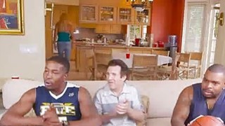 ở tuổi dậy thì cậu con trai luôn nhìn má mình với ánh mắt khác, và rồi…