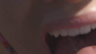 Năm lợi ích của đời sống tình dục lành mạnh bạn cần biết