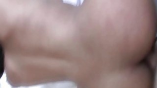 Hiếp dâm thực sự! Một người đẹp siêu dễ thương và nhỏ nhắn đã bị một gã khốn khổ chuốc thuốc và đánh bất tỉnh vào giờ ăn trưa và bị lôi vào một căn phòng riêng để chơi đùa và xâm nhập một cách thô bạo